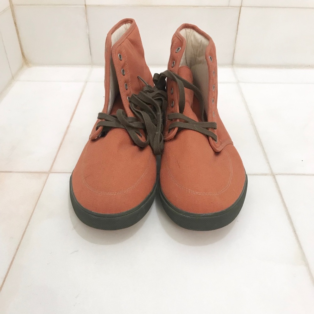 Men’s trail boot size 12. Brand: Generic Surplus